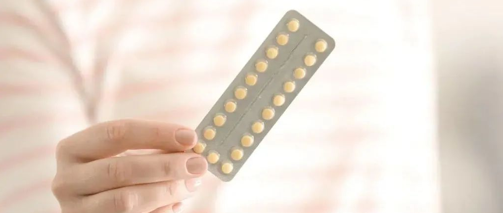  25岁姑娘长期吃「避孕药」致肺栓塞，药师教你4步减轻副作