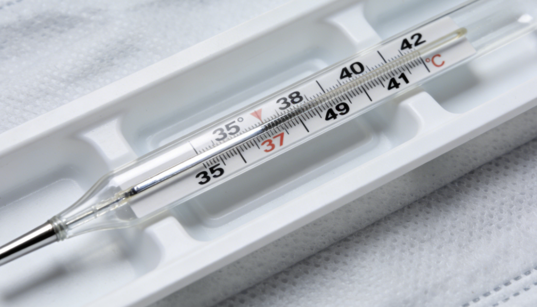 告别“甩一甩”：水银体温计停产进入倒计时